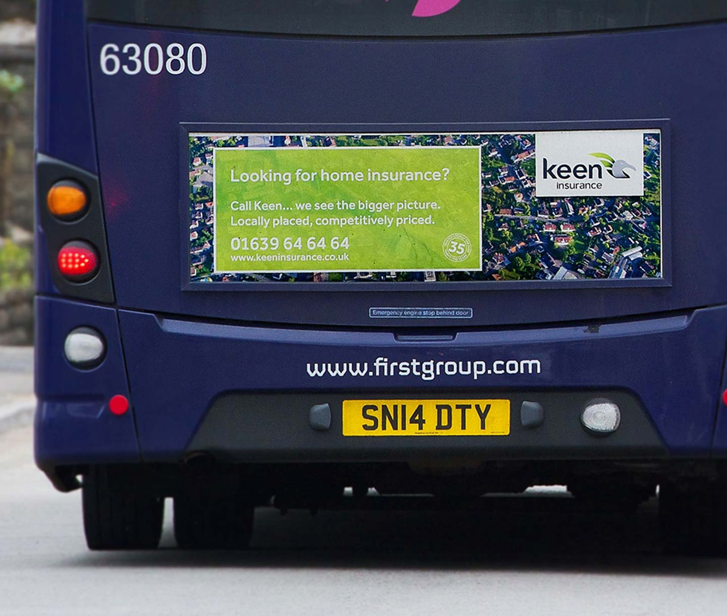 Keen bus back advertising