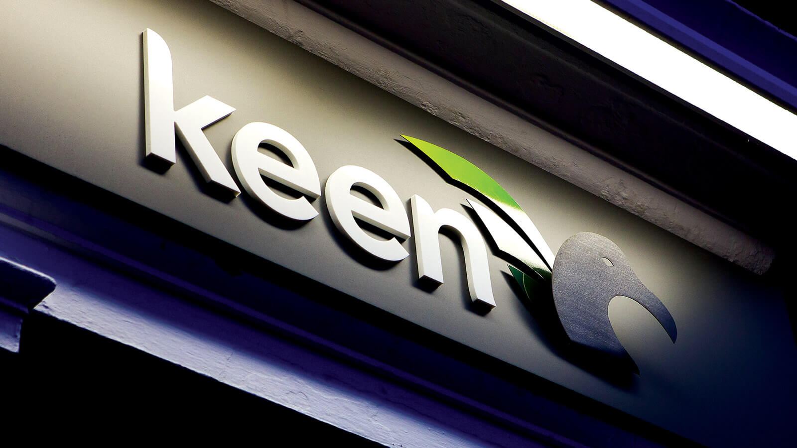 Keen brand signage